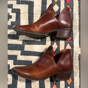 Steve Madden Brown Leather Ankle Boots size 7.5
